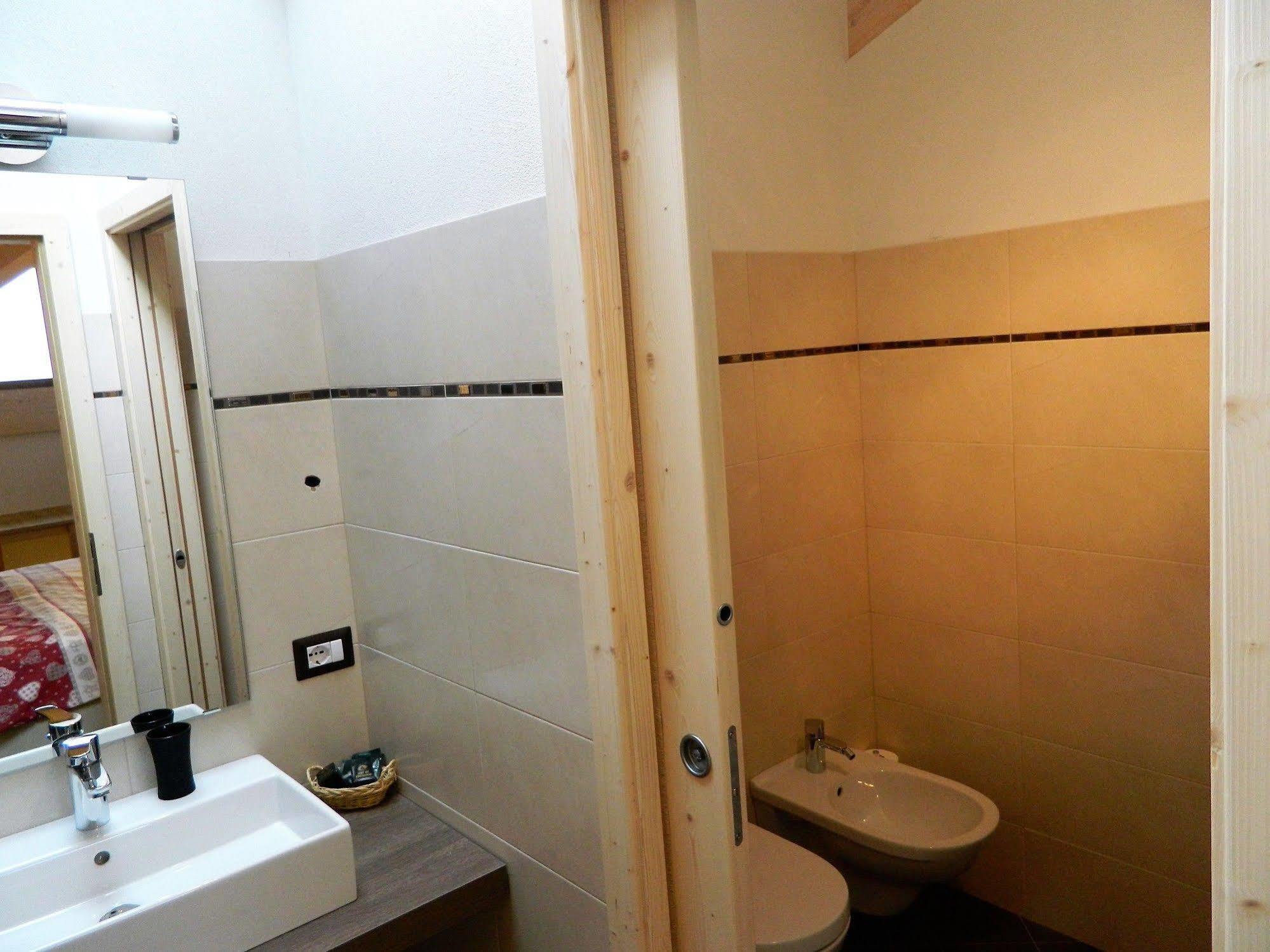 Hotel Ganzaie Val di Fiemme Ngoại thất bức ảnh