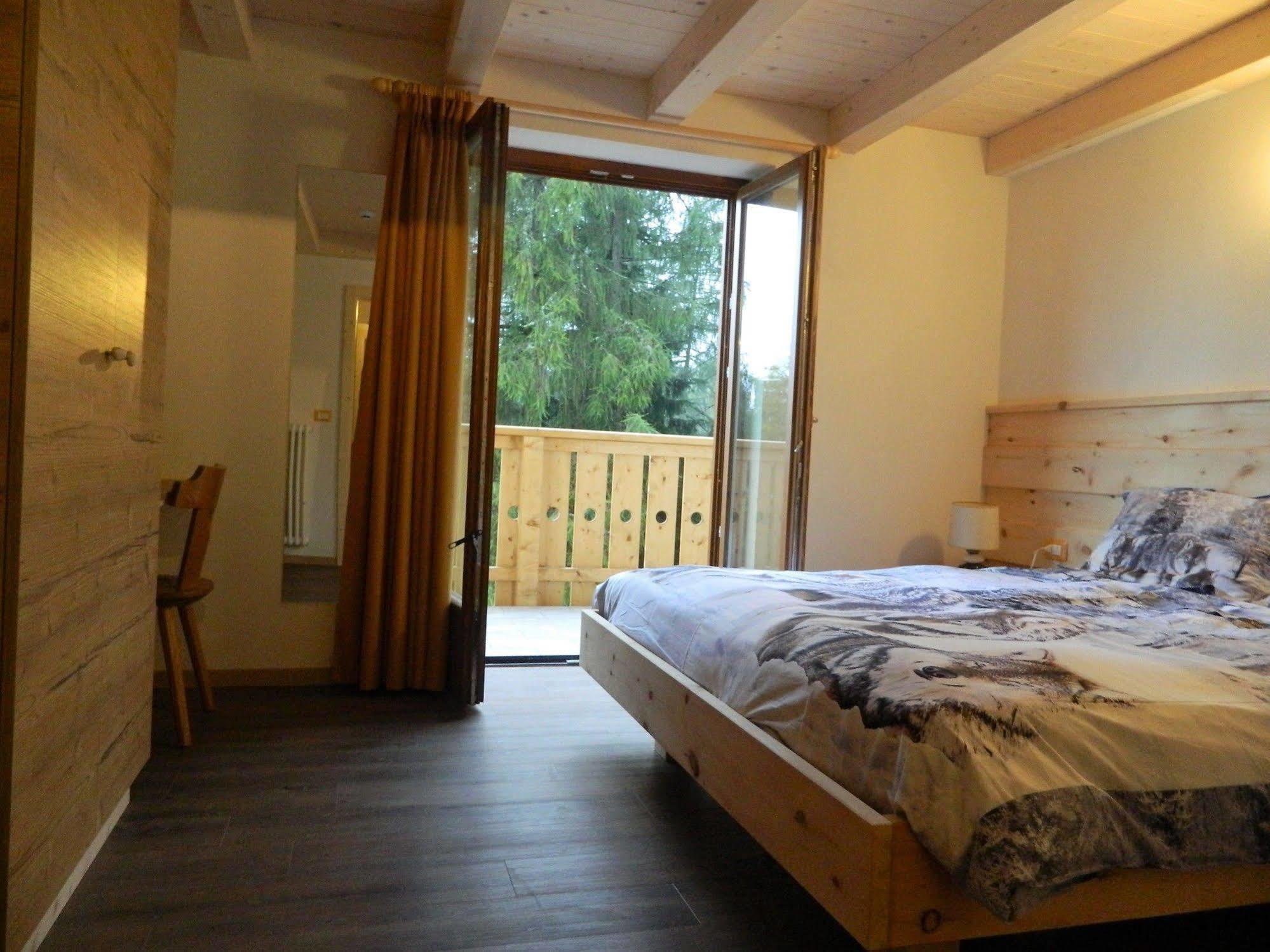 Hotel Ganzaie Val di Fiemme Ngoại thất bức ảnh