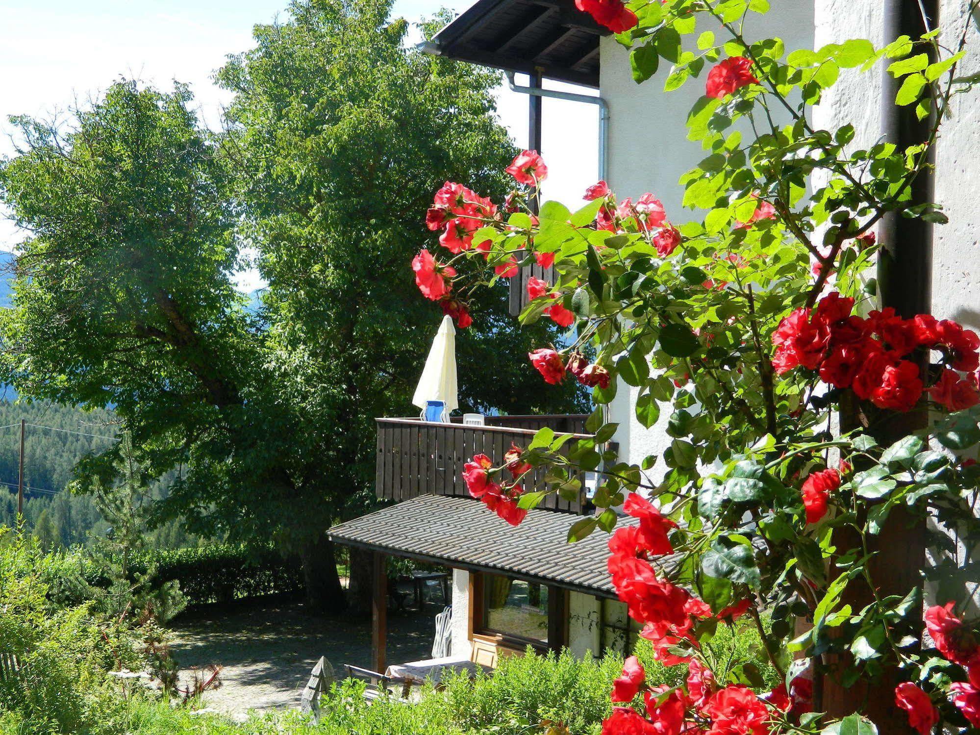Hotel Ganzaie Val di Fiemme Ngoại thất bức ảnh