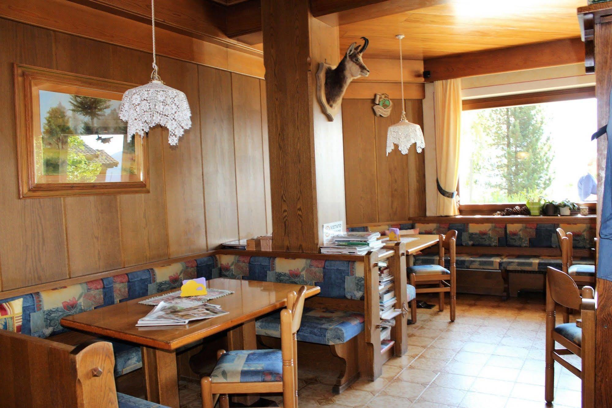 Hotel Ganzaie Val di Fiemme Ngoại thất bức ảnh